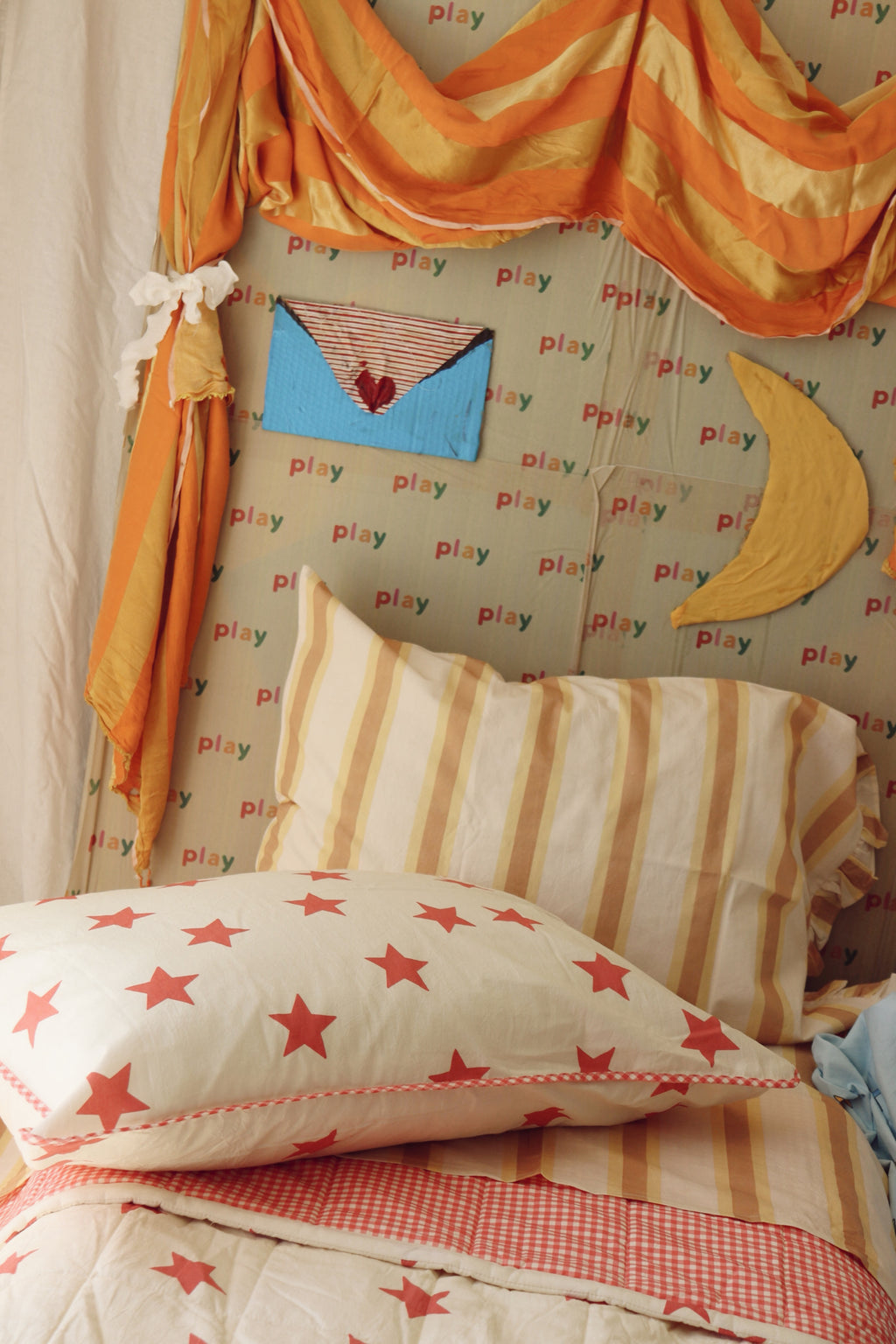 Play Stripe Frill Pillowcase