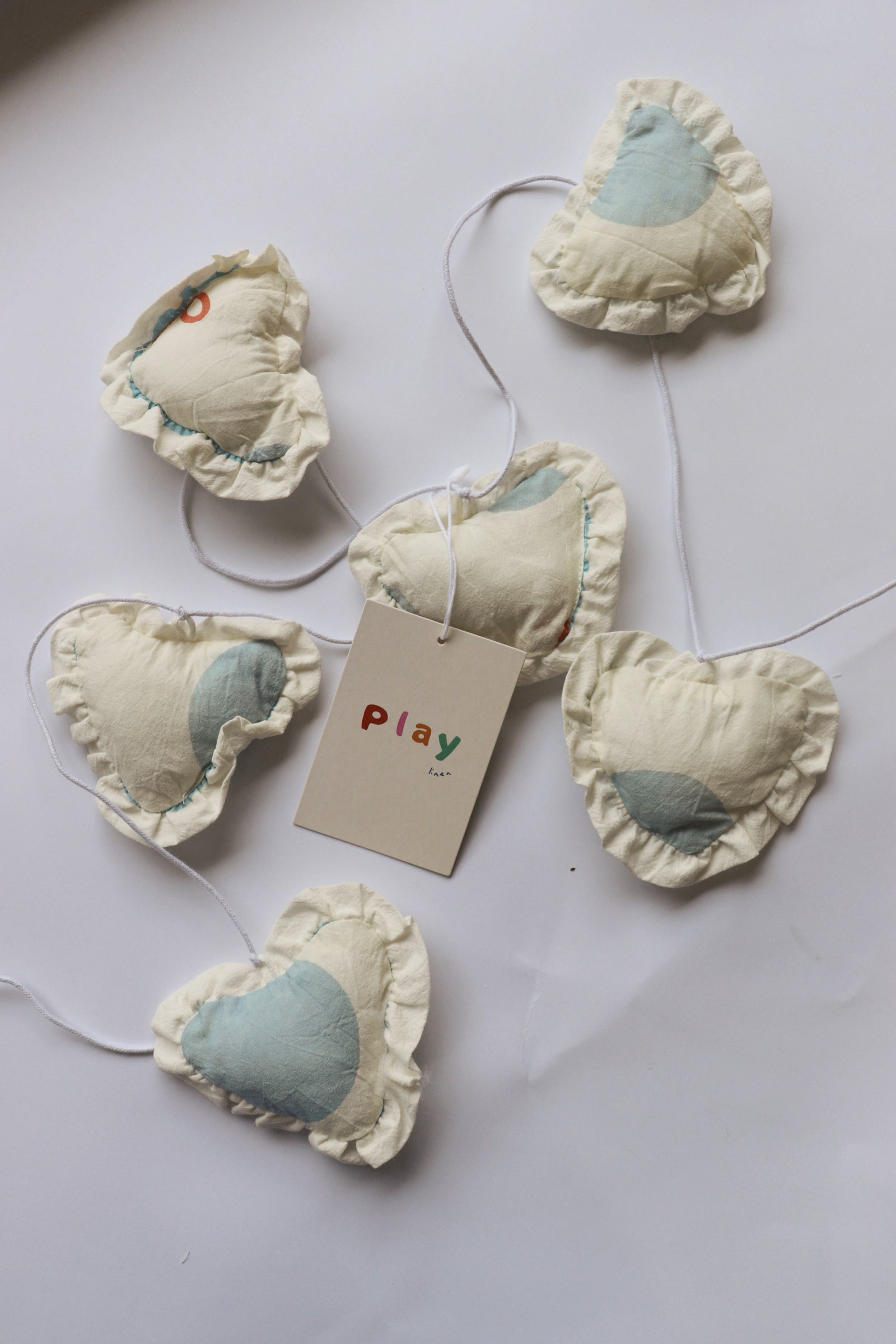 Bo Peep Frill Heart Garland