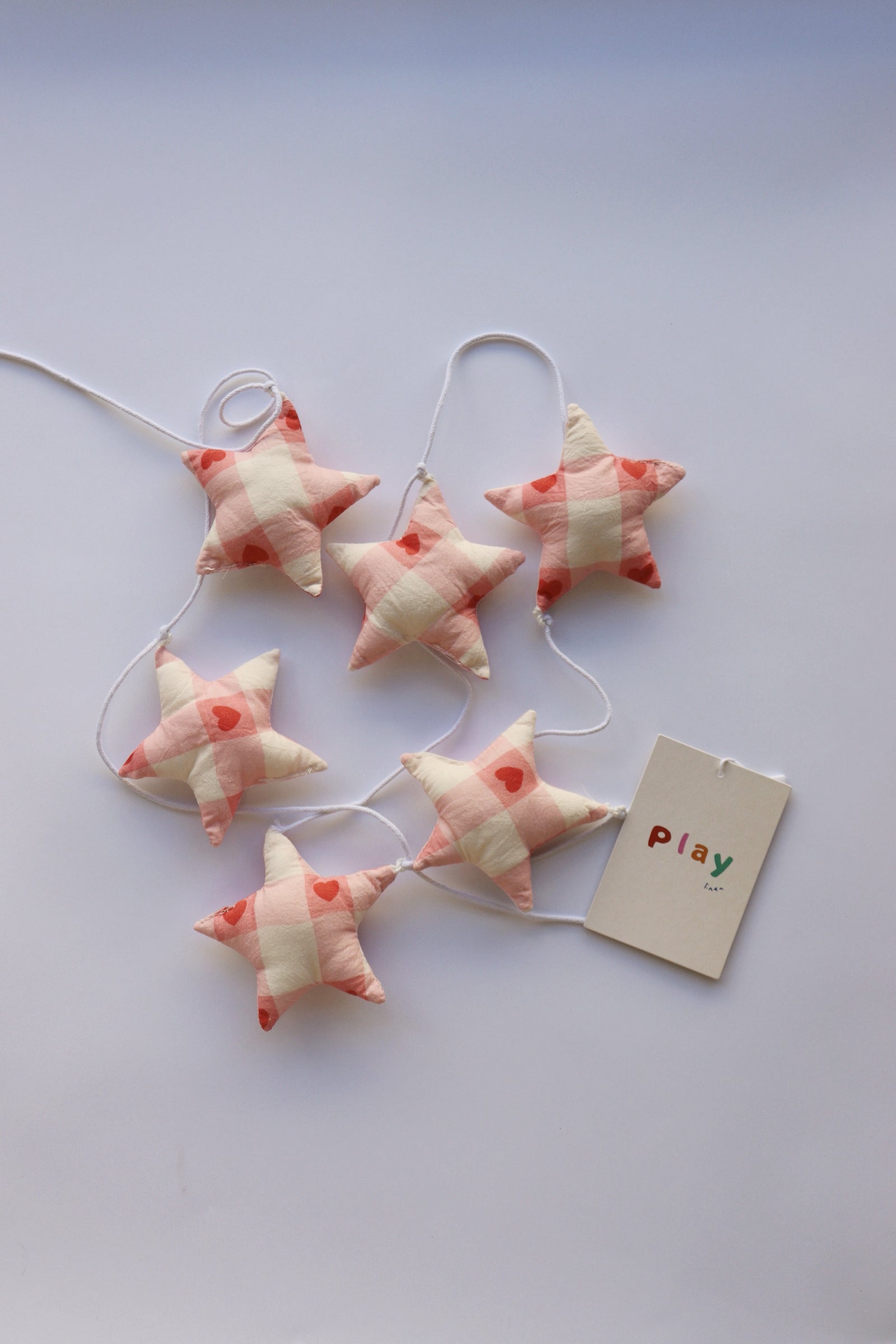 Heirloom Heart Star Garland